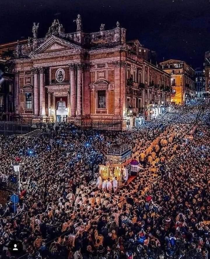 Borgo Santa Caterina Villa Catania-Fontanarossai nemzetközi repülőtér Kültér fotó